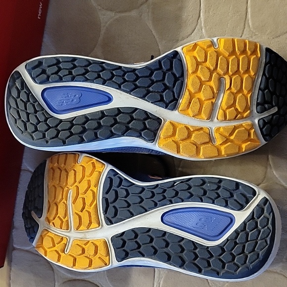 NEW BALANCE TRAINING WIDE SIZE 6  FRESH FOAM 680 - Picture 9 of 10